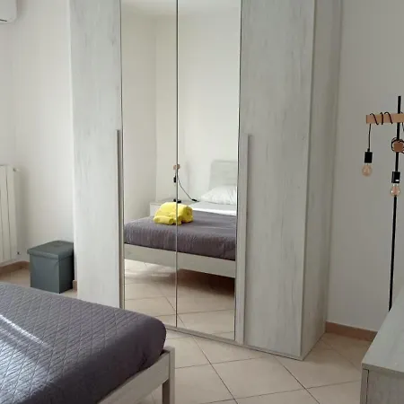 Apartament Damams House *